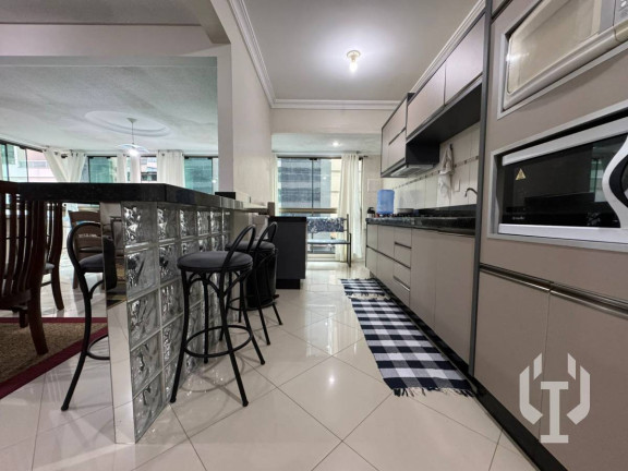 Imagem Apartamento com 3 Quartos à Venda, 135 m² em Meia Praia - Itapema
