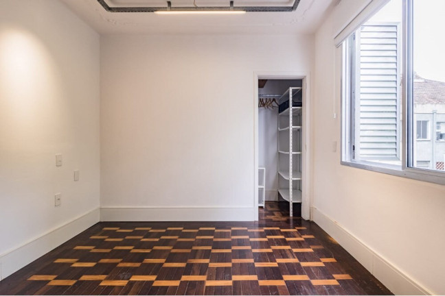 Imagem Imóvel com 1 Quarto à Venda,  em Floresta - Porto Alegre