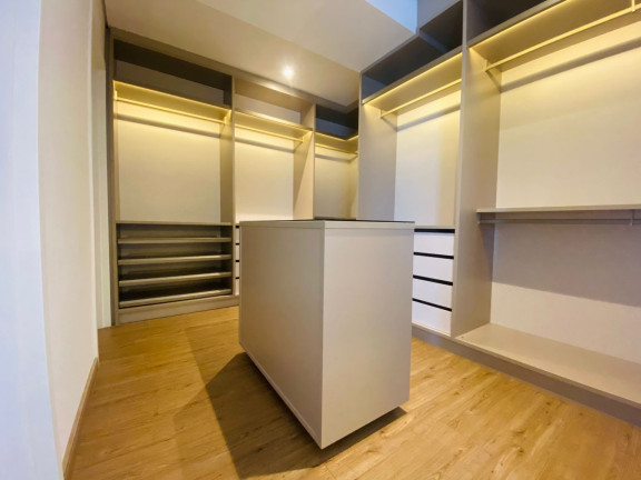 Imagem Imóvel com 3 Quartos para Alugar, 228 m² em Green Valley Alphaville - Sâo Paulo Imagem Imóvel com 3 Quartos para Alugar, 228 m² em Green Valley Alphaville - Sâo Paulo