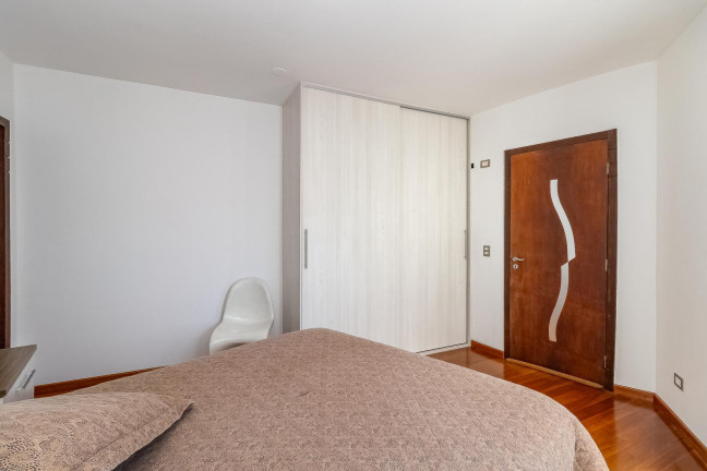 Imagem Casa de Condomínio com 3 Quartos à Venda, 303 m² em Santa Felicidade - Curitiba Imagem Casa de Condomínio com 3 Quartos à Venda, 303 m² em Santa Felicidade - Curitiba