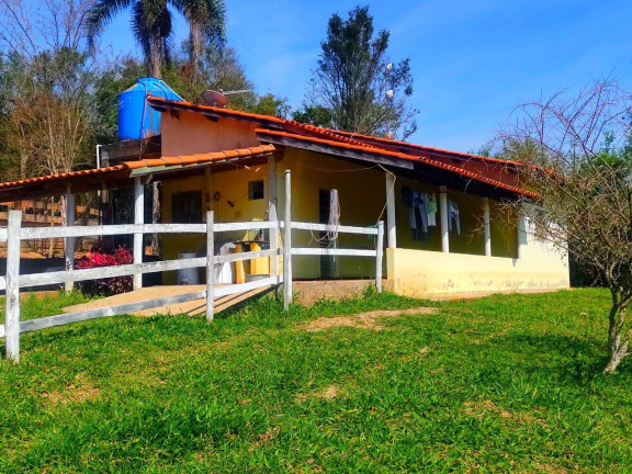 Imagem Chácara com 5 Quartos à Venda, 24.000 m² em Congonhas - Sarapuí
