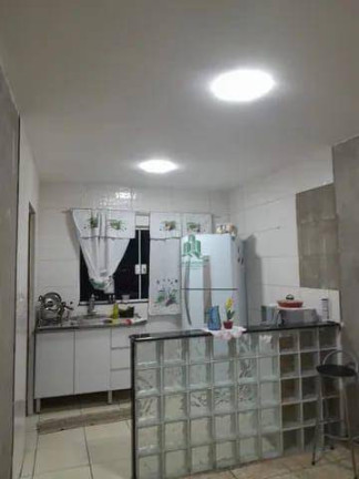 Imagem Sobrado com 2 Quartos à Venda, 450 m² em Cidade Soberana - Guarulhos Imagem Sobrado com 2 Quartos à Venda, 450 m² em Cidade Soberana - Guarulhos