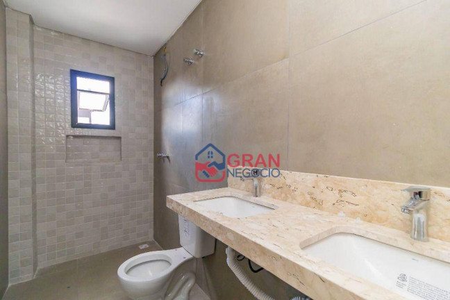 Imagem Sobrado com 3 Quartos à Venda, 105 m² em Xaxim - Curitiba Imagem Sobrado com 3 Quartos à Venda, 105 m² em Xaxim - Curitiba