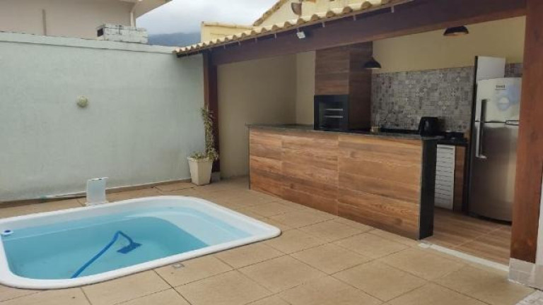 Imagem Casa com 4 Quartos à Venda, 360 m² em Piratininga - Niterói