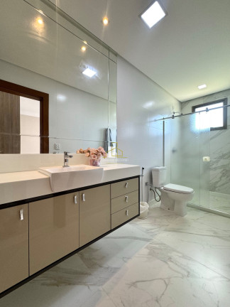 Imagem Casa com 3 Quartos à Venda, 280 m² em Alphaville Jacuhy - Serra Imagem Casa com 3 Quartos à Venda, 280 m² em Alphaville Jacuhy - Serra