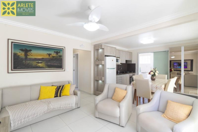 Imagem Casa com 3 Quartos para Alugar ou Temporada, 100 m² em Centro - Bombinhas