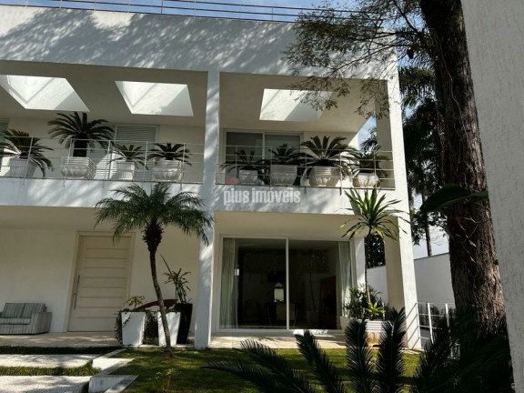 Imagem Casa com 3 Quartos para Alugar, 900 m² em Jardim América - São Paulo Imagem Casa com 3 Quartos para Alugar, 900 m² em Jardim América - São Paulo