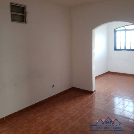 Imagem Sobrado com 5 Quartos à Venda, 216 m² em Bandeiras - Osasco Imagem Sobrado com 5 Quartos à Venda, 216 m² em Bandeiras - Osasco