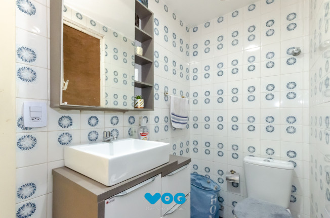 Imagem Imóvel com 2 Quartos à Venda, 62 m² em Petrópolis - Porto Alegre Imagem Imóvel com 2 Quartos à Venda, 62 m² em Petrópolis - Porto Alegre