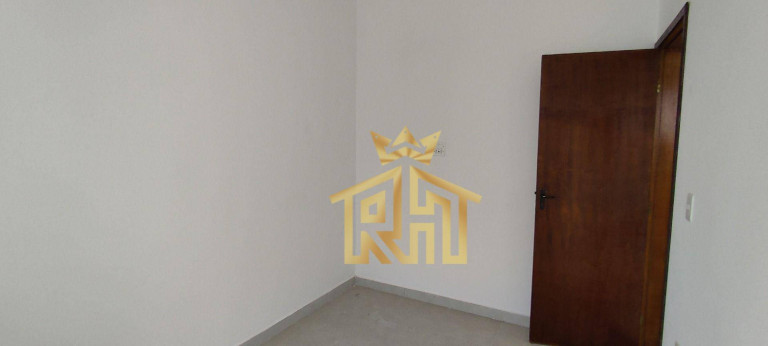 Imagem Sobrado com 2 Quartos à Venda, 45 m² em Maracanã - Praia Grande Imagem Sobrado com 2 Quartos à Venda, 45 m² em Maracanã - Praia Grande