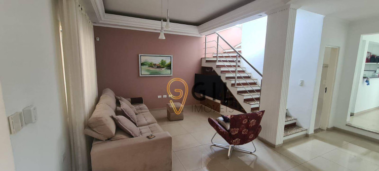 Imagem Sobrado com 3 Quartos à Venda, 242 m² em Villa Branca - Jacareí