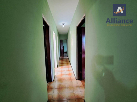 Imagem Casa com 3 Quartos à Venda, 274 m² em Santo Antônio - Louveira