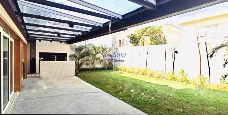 Casa com 4 Quartos à Venda, 476 m² em Jardim Luzitania - São Paulo