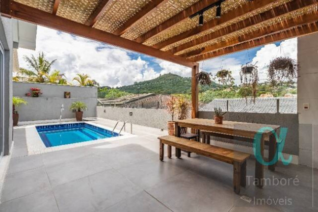 Imagem Casa com 4 Quartos à Venda, 300 m² em Alphaville - Santana De Parnaíba Imagem Casa com 4 Quartos à Venda, 300 m² em Alphaville - Santana De Parnaíba