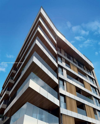 Imagem Imóvel com 3 Quartos à Venda, 123 m² em Jardim Botânico - Rio De Janeiro Imagem Imóvel com 3 Quartos à Venda, 123 m² em Jardim Botânico - Rio De Janeiro