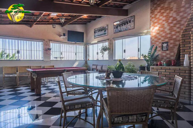 Imagem Sobrado com 4 Quartos à Venda, 225 m² em Vila Roque - São Paulo