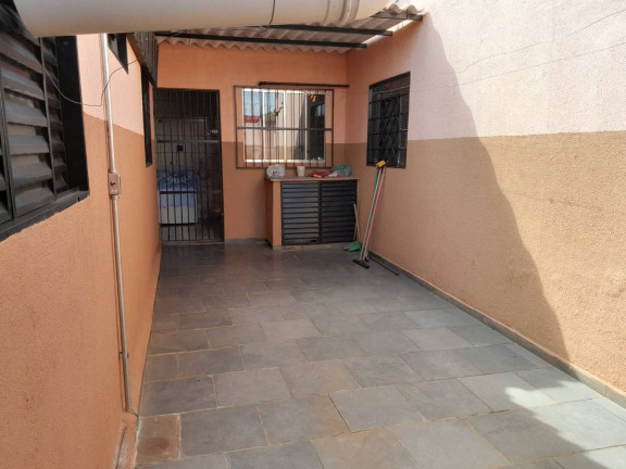 Imagem Casa com 3 Quartos à Venda, 207 m² em Ribeirão Preto