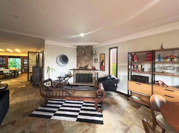 Imagem Casa com 3 Quartos à Venda ou Locação, 300 m² em Jardim Semiramis - Cotia