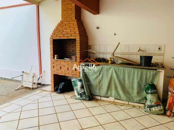 Imagem Casa com 3 Quartos à Venda, 300 m² em Jardim Brasília - Mogi Mirim Imagem Casa com 3 Quartos à Venda, 300 m² em Jardim Brasília - Mogi Mirim
