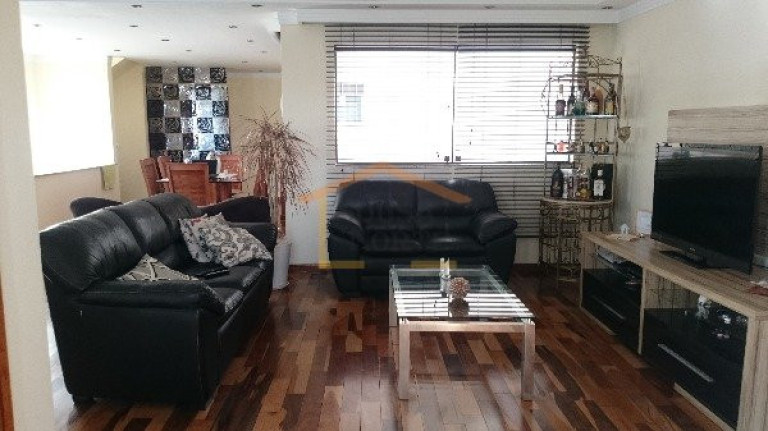 Casa com 5 Quartos à Venda, 450 m² em Jardim Franca - São Paulo