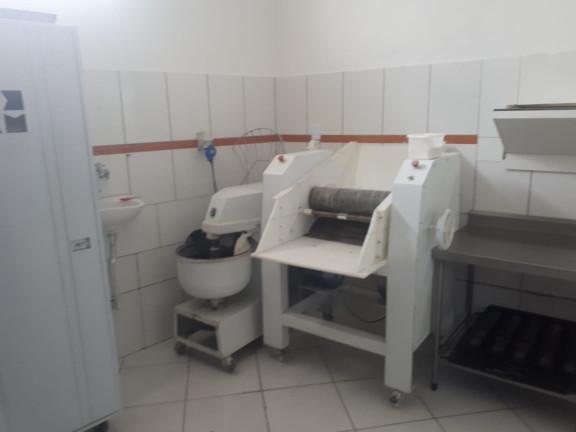 Imagem Imóvel Comercial à Venda, 224 m² em Laerte Assunção - Pindamonhangaba
