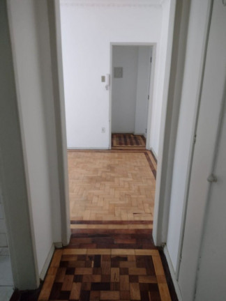 Imagem Imóvel com 1 Quarto à Venda, 35 m² em Floresta - Porto Alegre Imagem Imóvel com 1 Quarto à Venda, 35 m² em Floresta - Porto Alegre