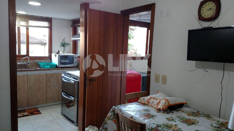Imagem Apartamento com 3 Quartos à Venda, 154 m² em Chácara Das Pedras - Porto Alegre