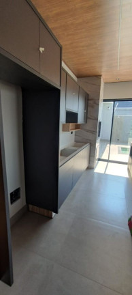Imagem Casa com 3 Quartos à Venda, 226 m² em Jardim Higienópolis - Maringa Imagem Casa com 3 Quartos à Venda, 226 m² em Jardim Higienópolis - Maringa