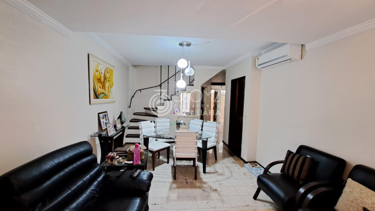 Imagem Casa com 3 Quartos à Venda, 156 m² em Vila Eldízia - Santo André