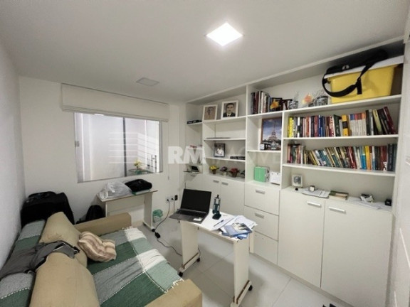 Imagem Casa de Condomínio com 5 Quartos à Venda, 230 m² em Itapuã(pedra Do Sal) - Salvador Imagem Casa de Condomínio com 5 Quartos à Venda, 230 m² em Itapuã(pedra Do Sal) - Salvador