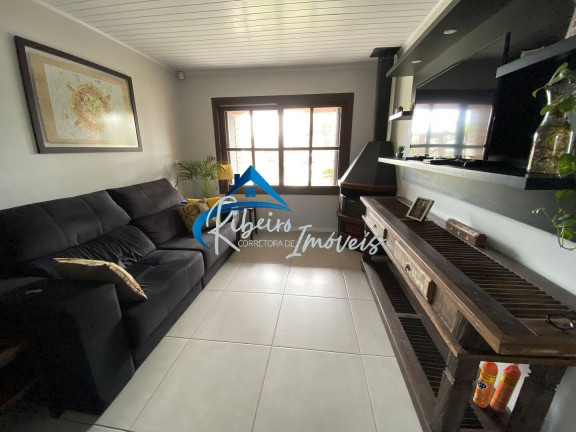 Imagem Casa com 4 Quartos à Venda, 270 m² em Centro - Imbé