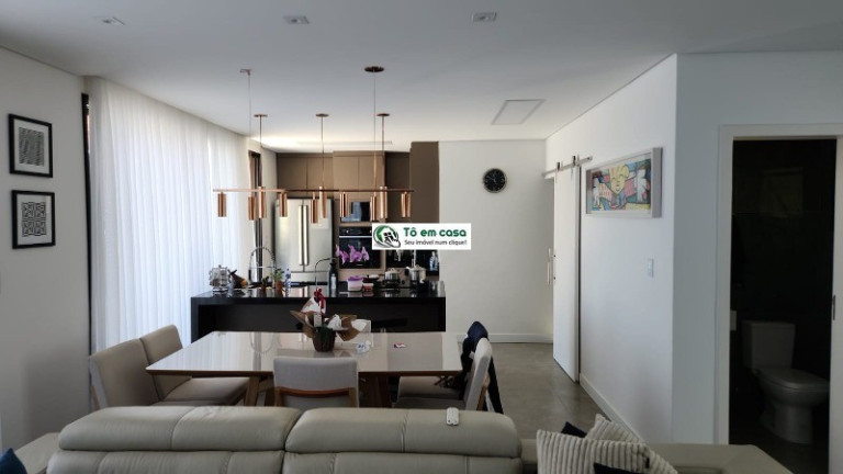 Imagem Casa com 3 Quartos à Venda, 205 m² em Loteamento Residencial Parque Lago Dourado - Jacareí Imagem Casa com 3 Quartos à Venda, 205 m² em Loteamento Residencial Parque Lago Dourado - Jacareí