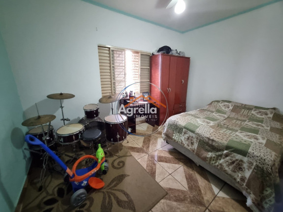 Imagem Casa com 3 Quartos à Venda, 227 m² em Jardim Almira - Mogi Guaçu Imagem Casa com 3 Quartos à Venda, 227 m² em Jardim Almira - Mogi Guaçu