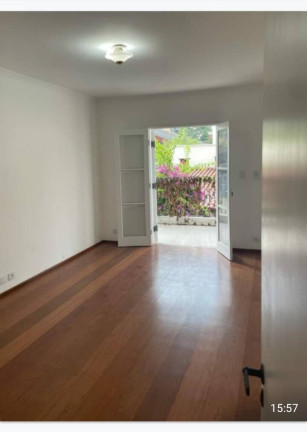 Imagem Casa com 5 Quartos à Venda, 420 m² em Alphaville - Santana De Parnaíba Imagem Casa com 5 Quartos à Venda, 420 m² em Alphaville - Santana De Parnaíba