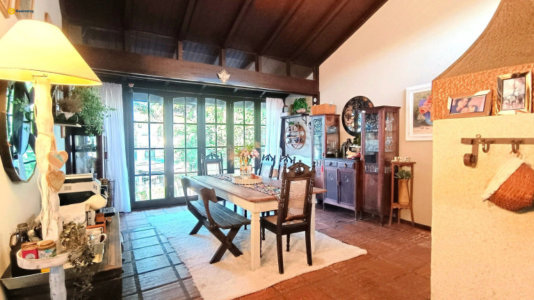 Imóvel com 14 Quartos à Venda, 390 m² em Canasvieiras - Florianópolis