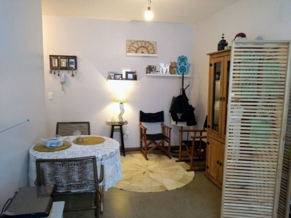 Imagem Imóvel com 1 Quarto à Venda, 43 m² em Medianeira - Porto Alegre Imagem Imóvel com 1 Quarto à Venda, 43 m² em Medianeira - Porto Alegre