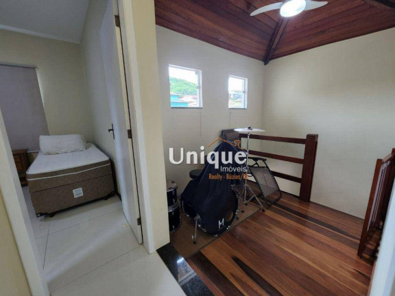 Imagem Casa com 3 Quartos à Venda, 109 m² em São José - Armação Dos Búzios