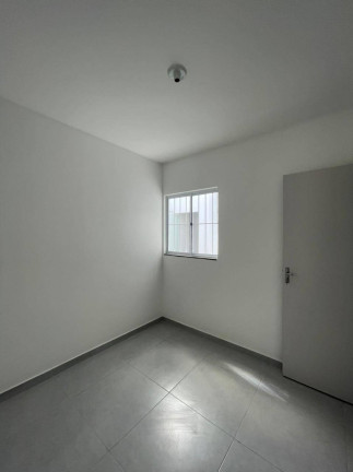 Imagem Casa com 2 Quartos à Venda, 126 m² em Feira De Santana