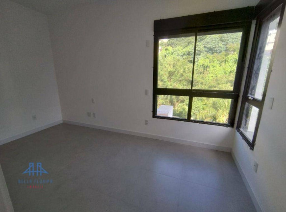 Imagem Apartamento com 2 Quartos à Venda, 73 m² em Centro - Florianópolis