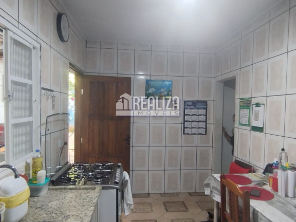 Imagem Casa com 2 Quartos à Venda, 220 m² em Cidade Ozanan - Uberaba Imagem Casa com 2 Quartos à Venda, 220 m² em Cidade Ozanan - Uberaba