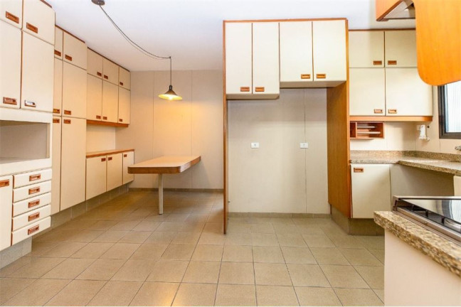 Imagem Imóvel com 5 Quartos à Venda, em Indianópolis - São Paulo Imagem Imóvel com 5 Quartos à Venda, em Indianópolis - São Paulo