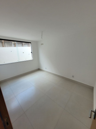 Imagem Casa com 4 Quartos à Venda, 275 m² em Jardim Limoeiro - Camaçari Imagem Casa com 4 Quartos à Venda, 275 m² em Jardim Limoeiro - Camaçari