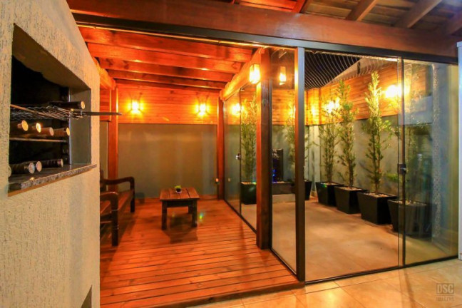 Imagem Casa com 3 Quartos à Venda, 155 m² em Hípica - Porto Alegre Imagem Casa com 3 Quartos à Venda, 155 m² em Hípica - Porto Alegre