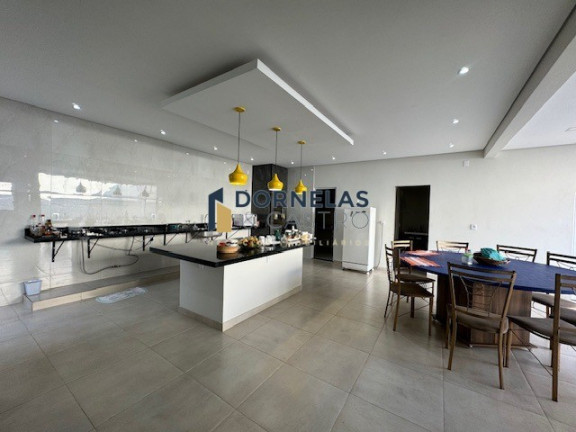 Imagem Casa com 3 Quartos à Venda, 400 m² em Guará I - Brasília Imagem Casa com 3 Quartos à Venda, 400 m² em Guará I - Brasília