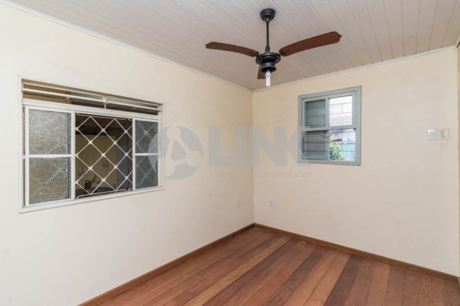 Imagem Casa com 2 Quartos à Venda, 120 m² em Jardim Carvalho - Porto Alegre