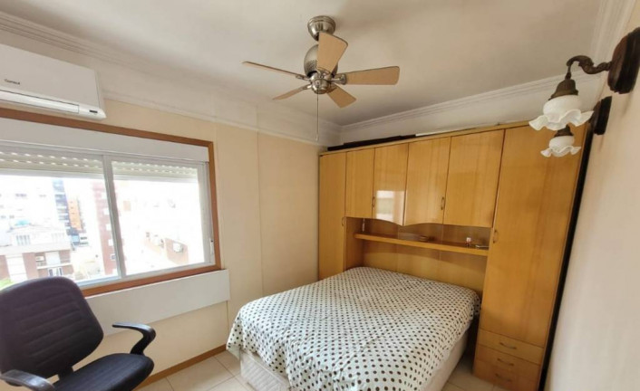 Imagem Apartamento com 2 Quartos à Venda, 72 m² em Centro - Capão Da Canoa