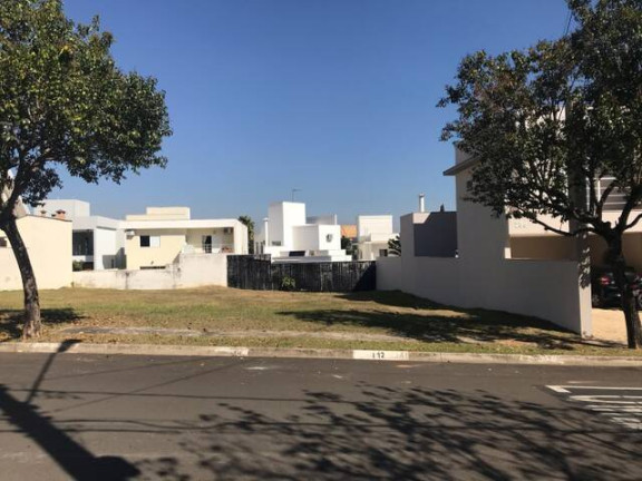 Imóvel Comercial à Venda, 360 m² em Aparecidinha - Sorocaba