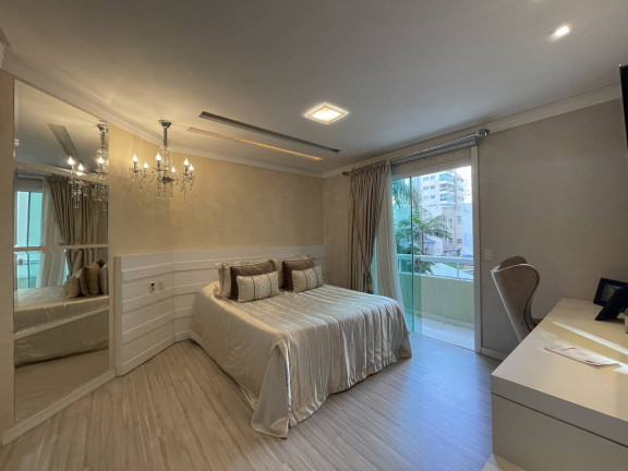 Imagem Apartamento com 4 Quartos à Venda, 195 m² em Meia Praia - Itapema