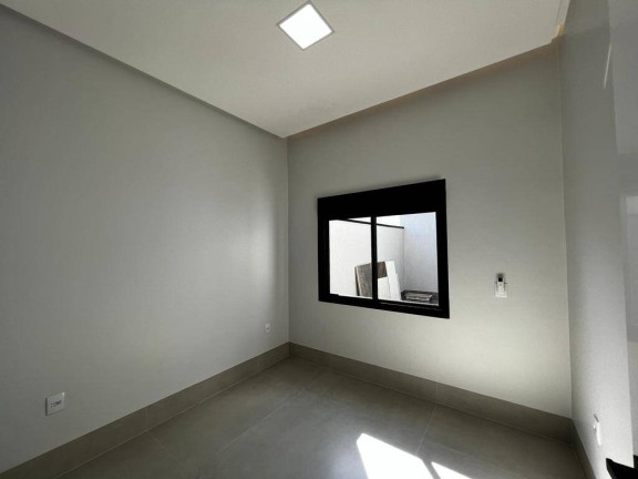 Imagem Casa com 3 Quartos à Venda, 750 m² em Condomínio Marinas Di Caldas - Caldas Novas Imagem Casa com 3 Quartos à Venda, 750 m² em Condomínio Marinas Di Caldas - Caldas Novas