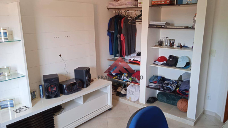 Imagem Casa com 3 Quartos à Venda, 109 m² em Piratininga - Niterói